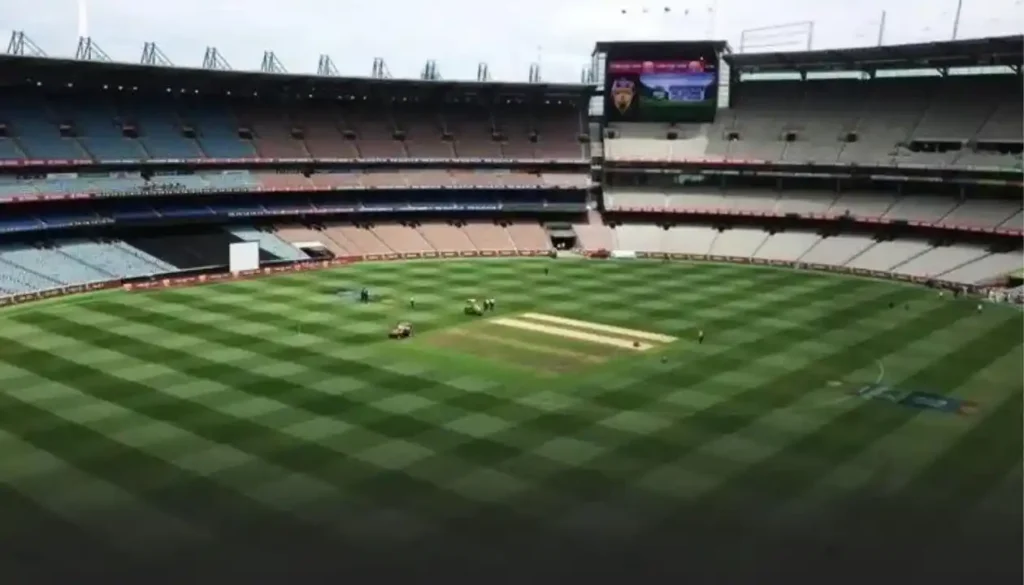 Bindra Stadium Pitch Report in Hindi: मोहाली पिच रिपोर्ट बल्लेबाजी या गेंदबाजी किसको करेगी मदद 